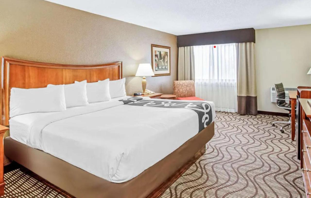 La Quinta By Wyndham Minneapolis-Миннетонка Экстерьер фото