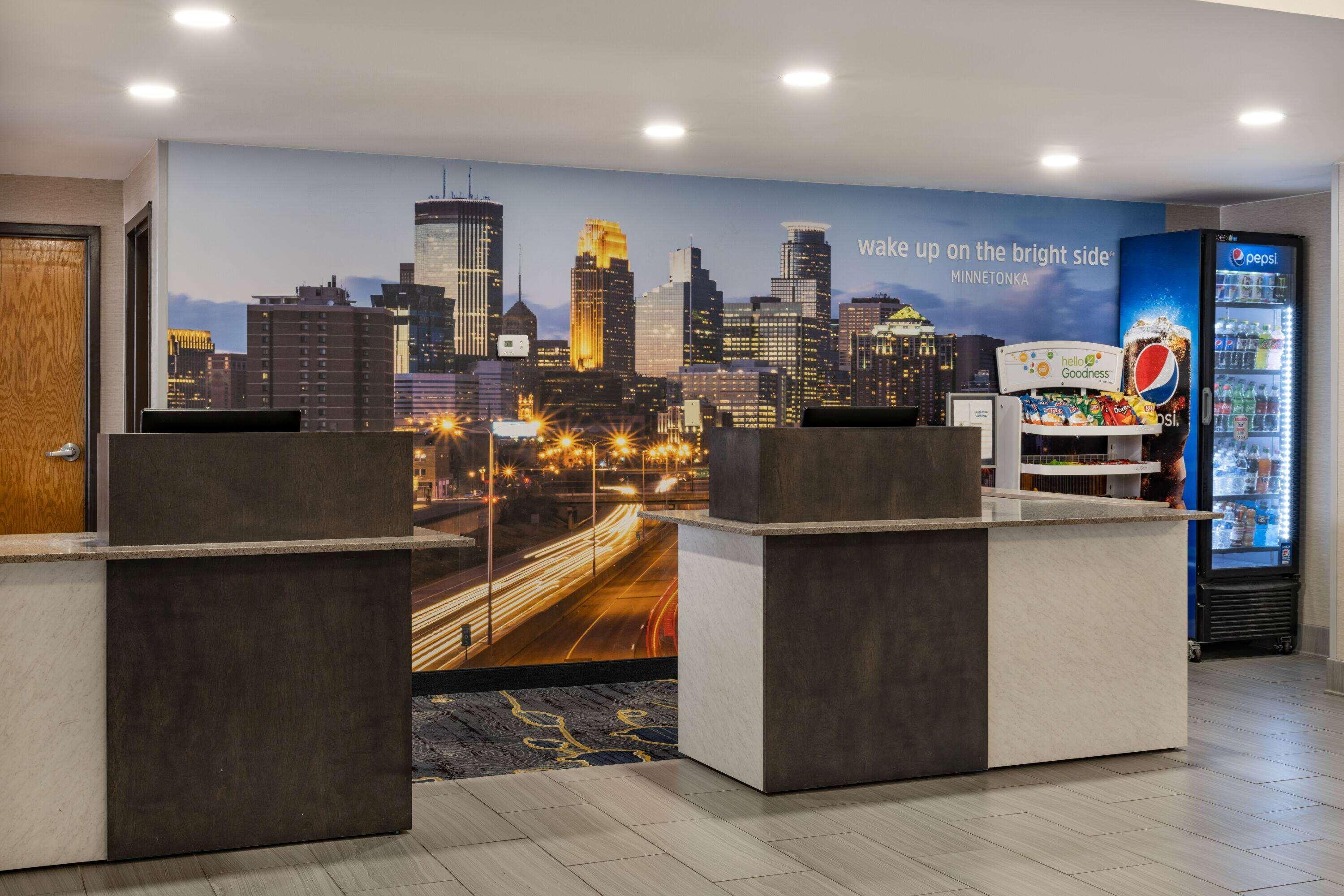 La Quinta By Wyndham Minneapolis-Миннетонка Экстерьер фото